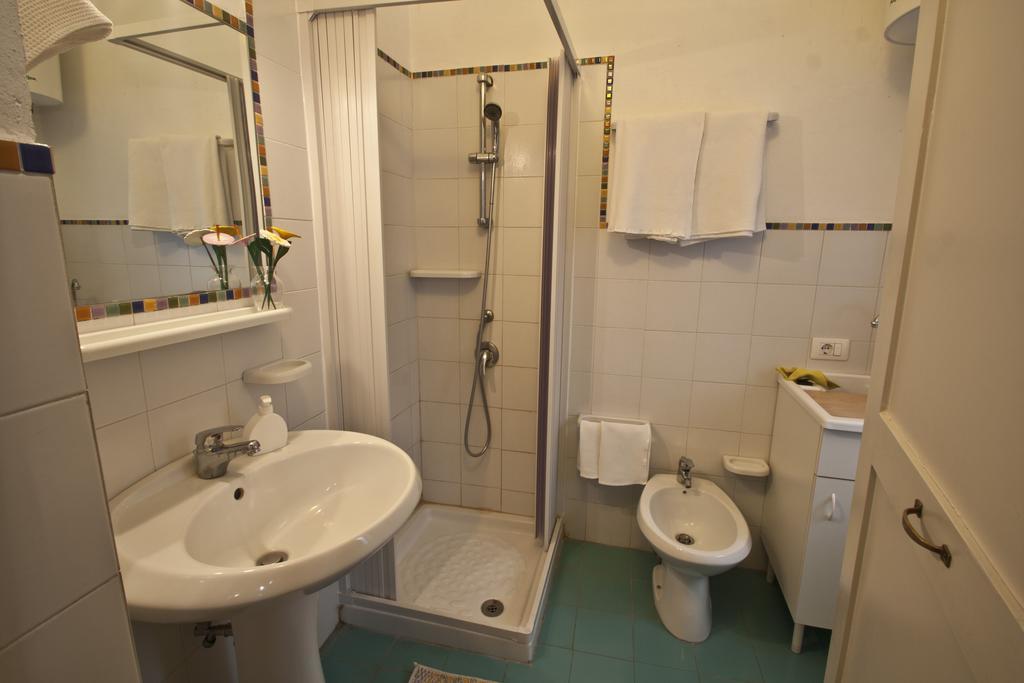 4Roomsrelax CTA Værelse billede